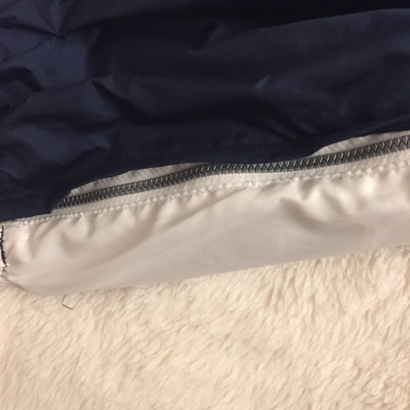 SOLD! NIKE  Navy Blue/White Mens XL Wind Pants - Picture 8 of 8